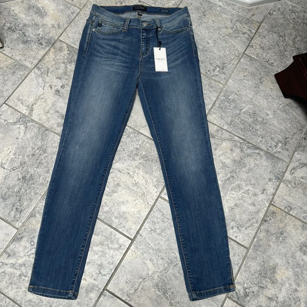 Judy Blue NWT Mid-Rise Skinny Fit Split Hem Denim‎ Jeans Size 7/28 Style #8278